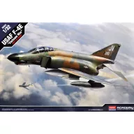   Academy USAF F-4E Phantom "Vietnam War" 1:32 (12133)