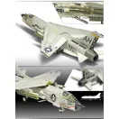 Academy USN F-8E VF-162 The Hunters 1:72 (12521)