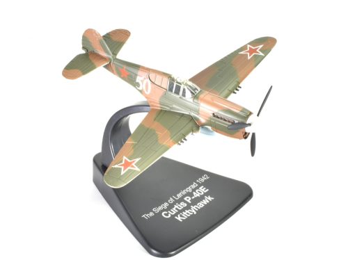 Atlas Editions The Siege of Leningrad 1942 VS. Curtis P-40E Kittyhawk 1:72 (ADPLA318A)