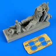   Aerobonus Soviet fighter pilot with ejection seat 1:32 (320.051)