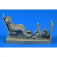   Aerobonus Soviet WWII Pilot f.MiG-3 with seat f.Tr 1:32 (320092)
