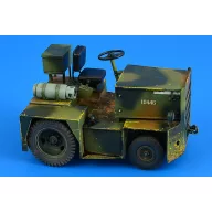   Aerobonus United Tractor G40C TOW Tractor (LPG) 1:32 (320.108)