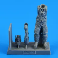   Aerobonus Luftwaffe WWII Pilot with a parachute 1:32 (320.152)