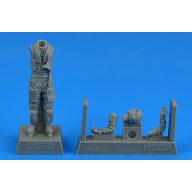 Aerobonus Modern NATO Fighter pilot 1:32 (320.195)