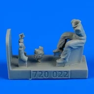 Aerobonus WWII RAF Motorcycle Driver 1:72 (720.022)