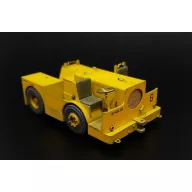 Brengun UK Flight Deck Tractor Tugmaster 1:32 (BRL32052)
