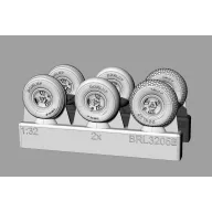   Brengun Spitfire 3 spoke wheels set (3 types of tires) 1:32 (BRL32055)