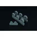 Brengun Spitfire 4 spoke wheels set (3 types of tires) 1:48 (BRL48097)