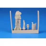 CMK German WWII Solider-the Ardennes 1944 1:48 (129-F48296)