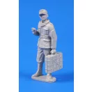 CMK German WWII Soldier with Grenade Case 1:48 (129-F48302)