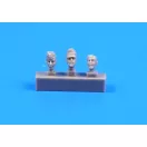 CMK German A4/V2 missile launch platform personnel,WW II (3 Figures) 1:72 (129-F72282)