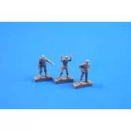   CMK Werner v.Braun with his inspection team watching an A4/V2 rocket launch(3 Figures) 1:72 (129-F72283)