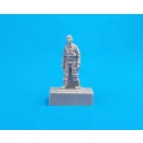 CMK Two French Pilots and a  Mechanic 1:72 (129-F72308)