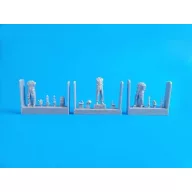 CMK Czechoslovak pre-WWII pilots, (3 fig) 1:72 (129-F72325)