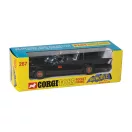Corgi Batmobile with Batman and Robin 1:46 (RT26701)