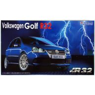 Aoshima VW Golf R32 1:24 (12328)