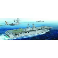 Hobby Boss USS Boxer LHD-4 1:700 (83405)