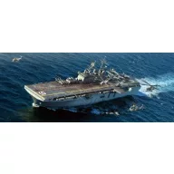 Hobby Boss USS Bonhomme Richard LHD-6 1:700 (83407)