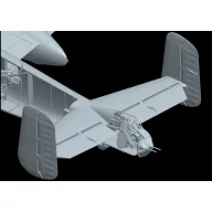   HongKong Model B-25J Mitchell Strafing babes 1:32 (HKM01E036)
