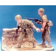  Hobby Fan 101 Airborne 1965-1966- 2 Figures w/Base 1:35 (HF539)