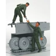 Hobby Fan Tiger I Ammunation Supply- 2 Figures 1:35 (HF570)