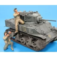   Hobby Fan U.S. M5A1 Tank Crew & Sandbags- 2 Fig. 1:35 (HF582)