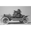 ICM American Sport Car Drivers(1910s)(1 male 1 female figures) 1:24 (24014)