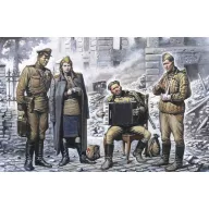ICM Sowjetische Soldaten bei der Pause Mai 1945 1:35 (35541)