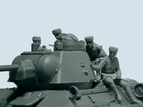 ICM Soviet Tank Riders 1943-1945 1:35 (35640)