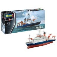 Revell German Research Vessel Meteor 1:300 (05218)