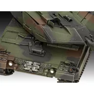   Revell Gift Set 70 Jahre Bundeswehr: Leopard 2 A6A2 Exclusive Edition 1:35 (05631)