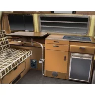 Revell VW T2 Camper 1:24 (07676)