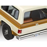 Revell Stranger Things 1985 Chevrolet K5 Blazer 1:25 (07724)