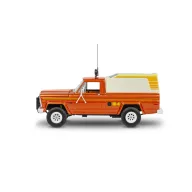 Revell Jeep J-10 pickup with camper 1:24 (14568)
