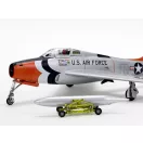 Revell-Monogram Republic F-84F Thunderstreak "Thunderbirds" 1:48 (15996)