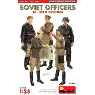   MiniArt Soviet Officers At Field Briefing Special Edition 1:35 (35365)