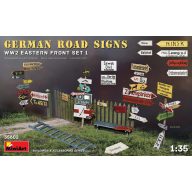   MiniArt German Road Signs WW2 (Eastern Front Set 1) 1:35 (35602)
