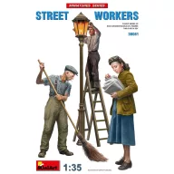 MiniArt Street Workers 1:35 (38081)