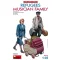 MiniArt Refugees. Musician Family 1:35 (38084)