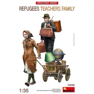 MiniArt Refugees. Teachers Family 1:35 (38086)
