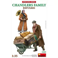 MiniArt Refugees. Chandlers Family 1:35 (38089)