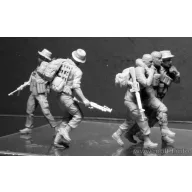   Master Box “Head for the “Huey”, Vietnam War series” 1:35 (35107)