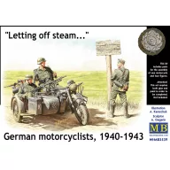 Master Box German Motorcyclists 1940-42 1:35 (MB3539)