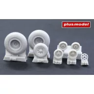 Plus Model B-24 Liberator wheels groved 1:72 (AL7067)