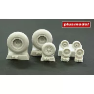   Plus Model B-24 Liberator wheels with diamond tread 1:72 (AL7068)