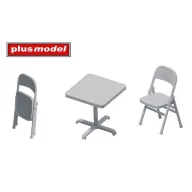 Plus Model Folding chairs and table 1:35 (DP3075)