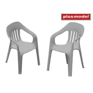 Plus Model Plastic chairs 1:35 (DP3086)