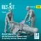 ResKit Models Aircraft mechanics with Red Top missile (on transport trolley) (EE Lightning, Sea Vixen, Hawker Hunter) (2 pcs) (3D Printed) 1:32 (RSF32-0046)