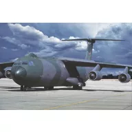 Roden Lockheed C-141B Starlifter 1:144 (331)
