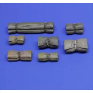 Royal Model Tentpacks and bedrolls part 1 1:16 (RM1017)